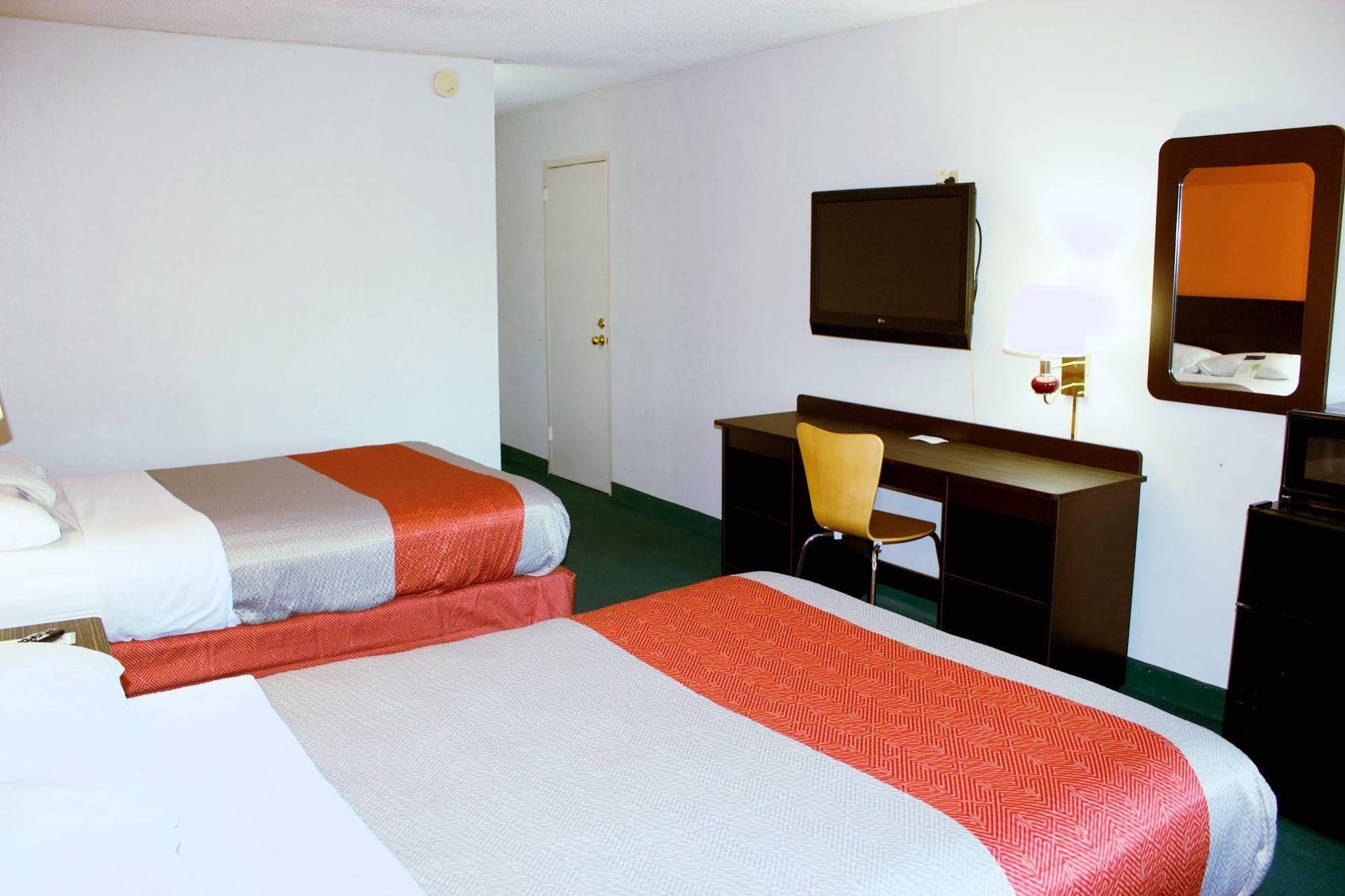 Motel 6-New Stanton, PA Exterior foto