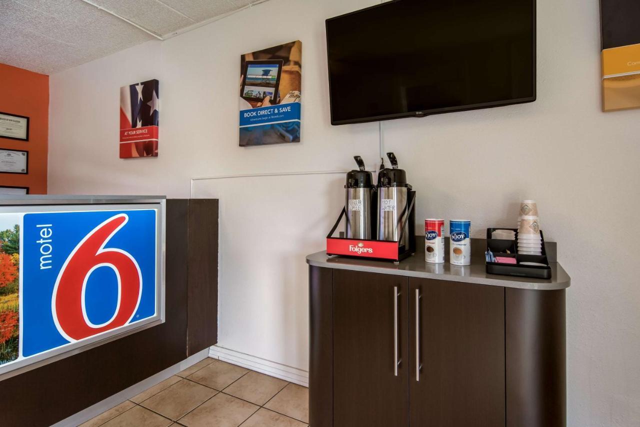 Motel 6-New Stanton, PA Exterior foto